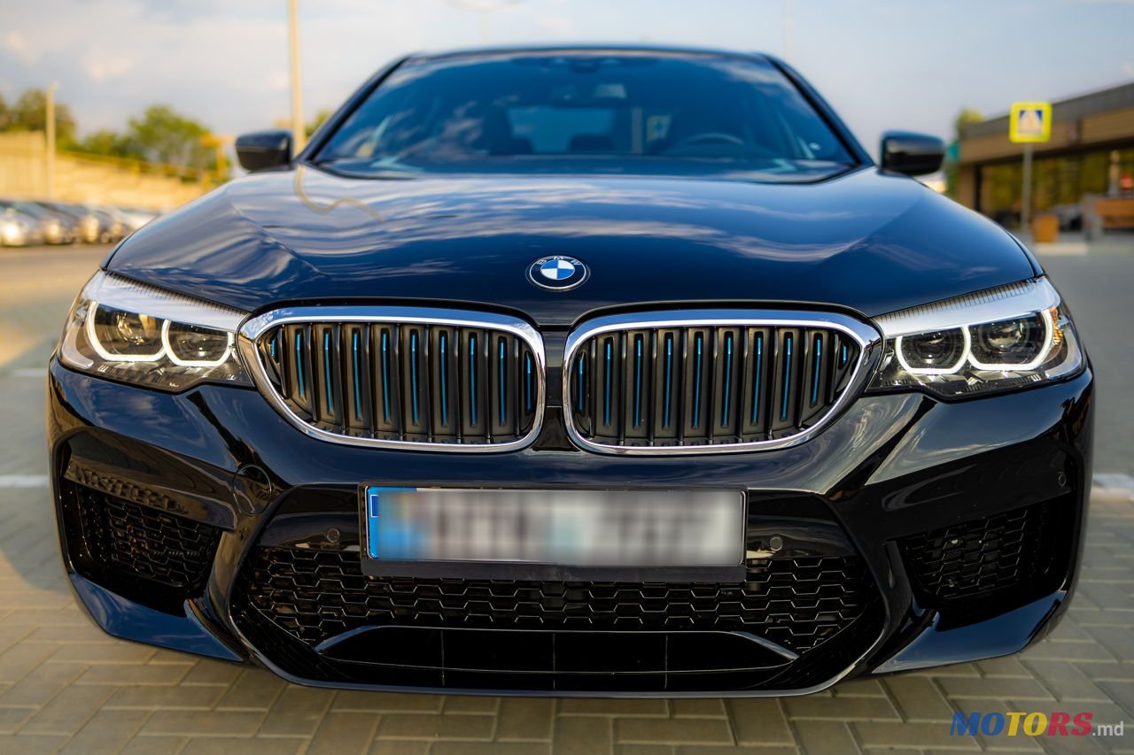 2019' BMW 5 Series photo #3