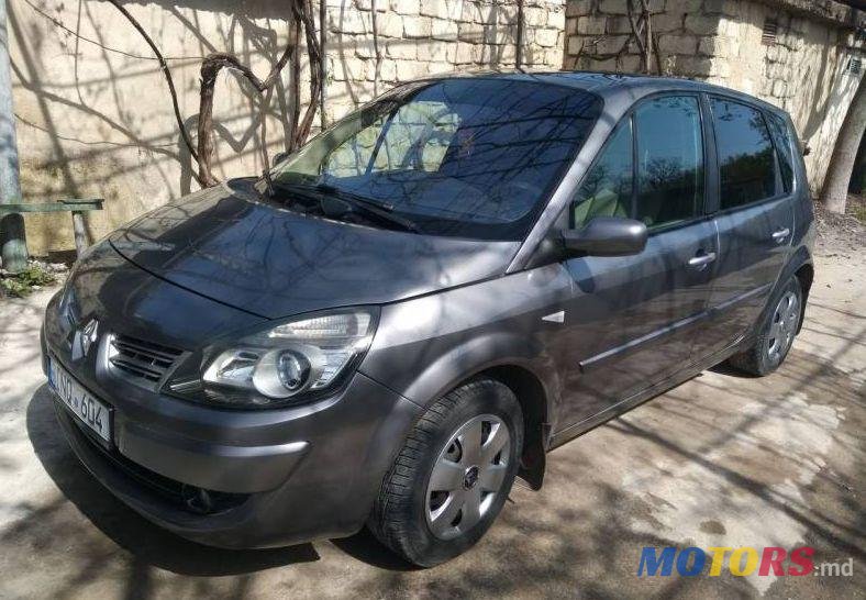 2009' Renault Scenic photo #1