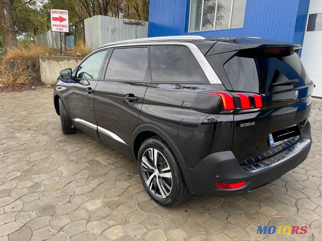 2018' Peugeot 5008 photo #3