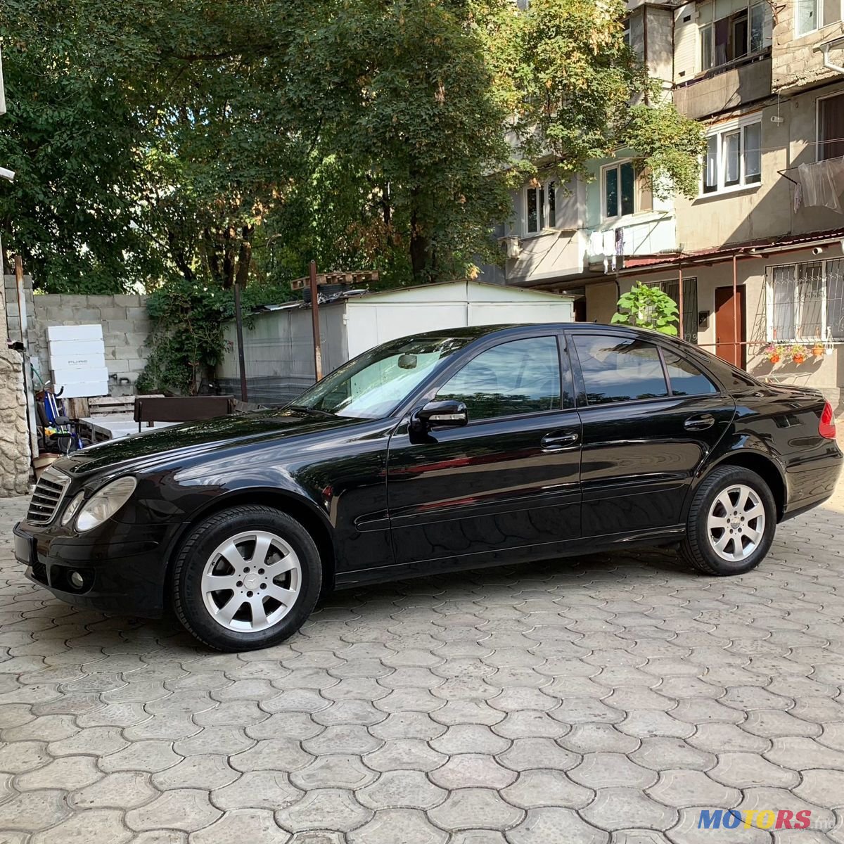 2007' Mercedes-Benz E-Class photo #1