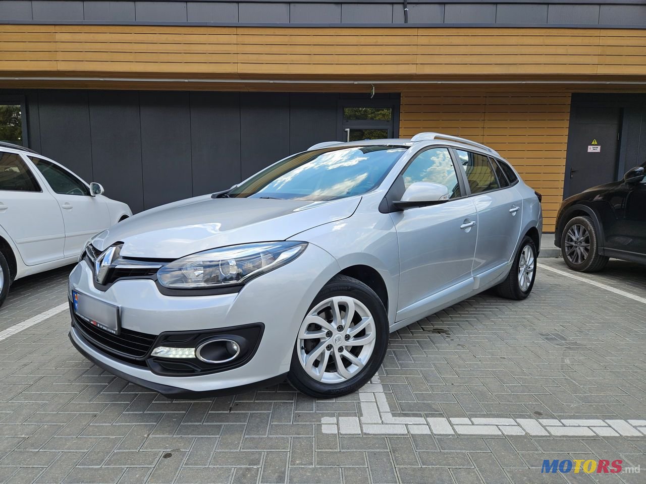 2013' Renault Megane photo #1