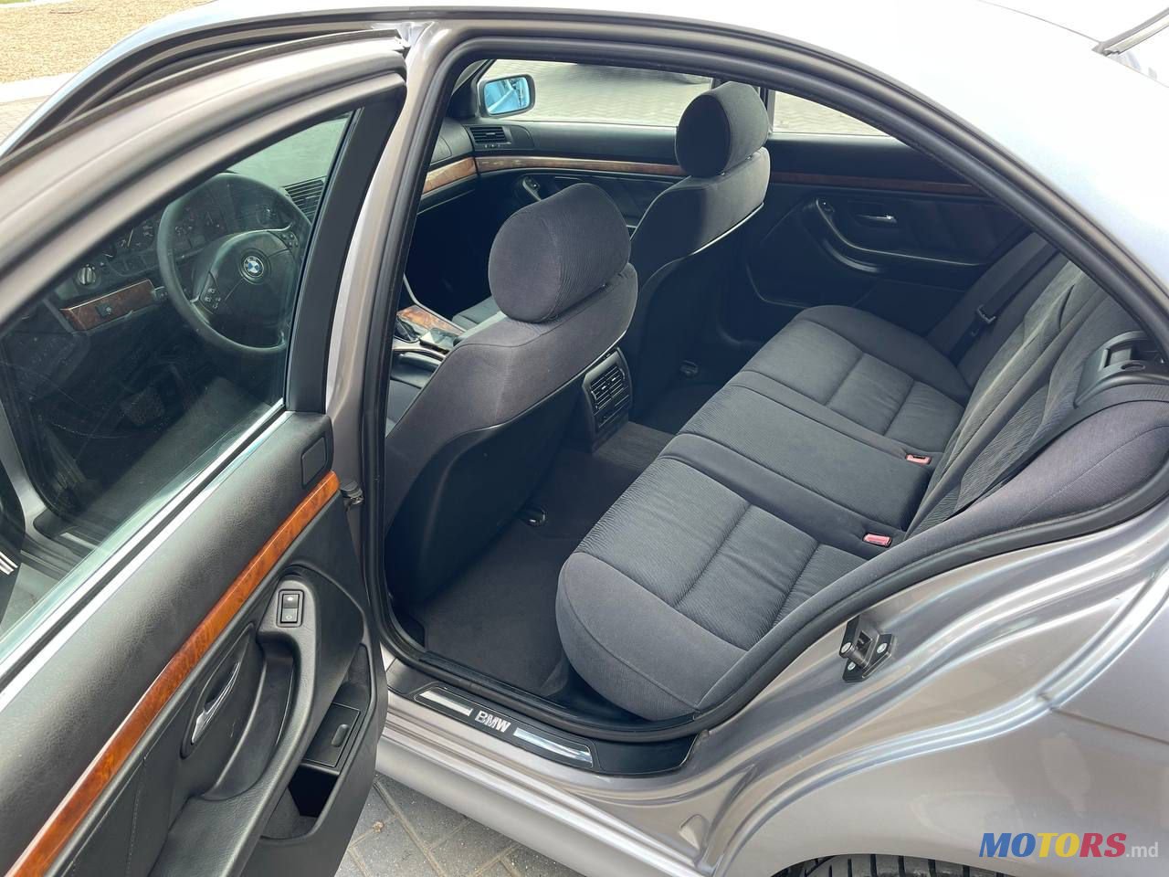 2000' BMW 5 Series photo #2