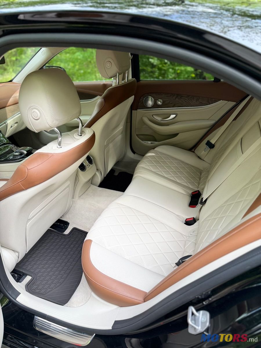 2017' Mercedes-Benz E-Class photo #5