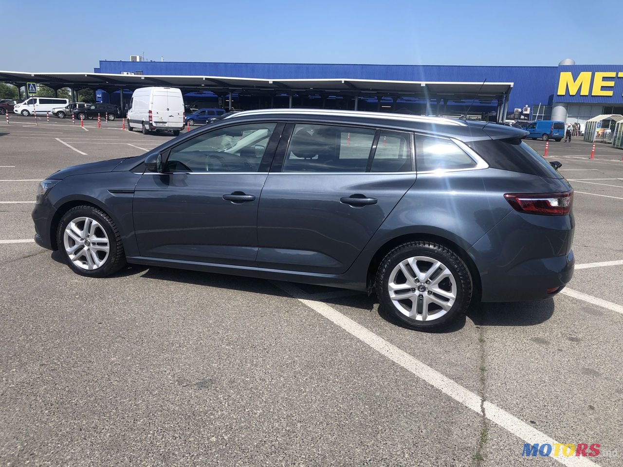 2017' Renault Megane photo #1