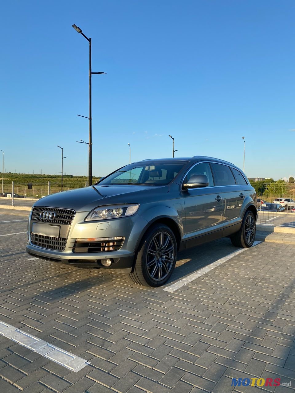 2009' Audi Q7 photo #1