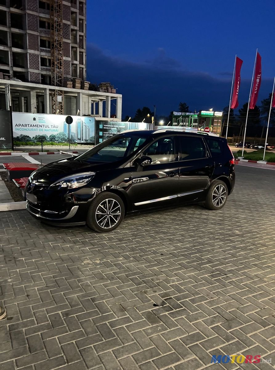 2013' Renault Grand Scenic photo #4