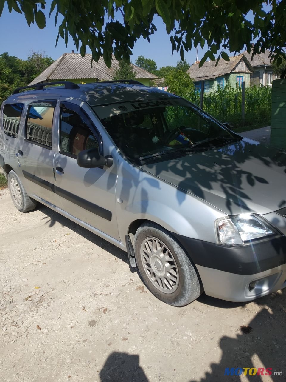 2008' Dacia Logan Mcv photo #3