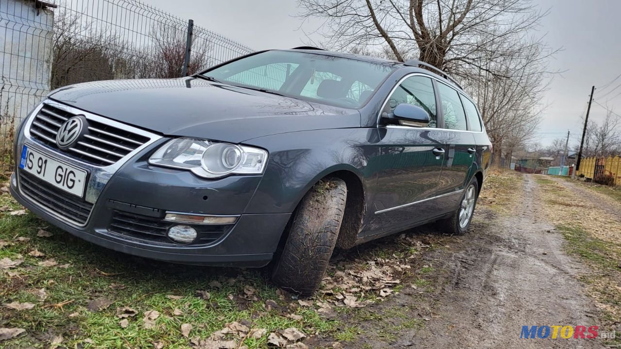 2009' Volkswagen Passat photo #5