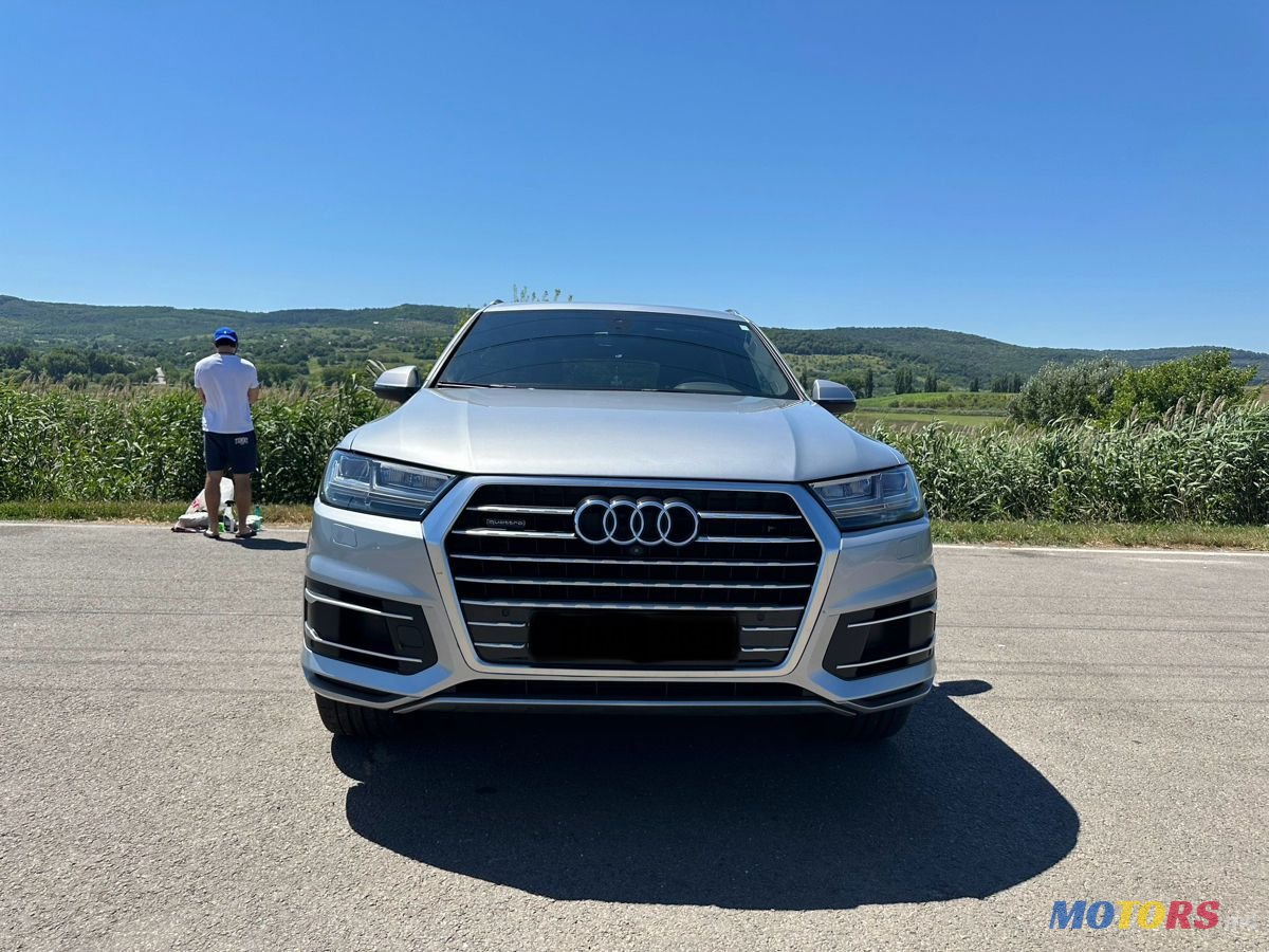 2017' Audi Q7 photo #2