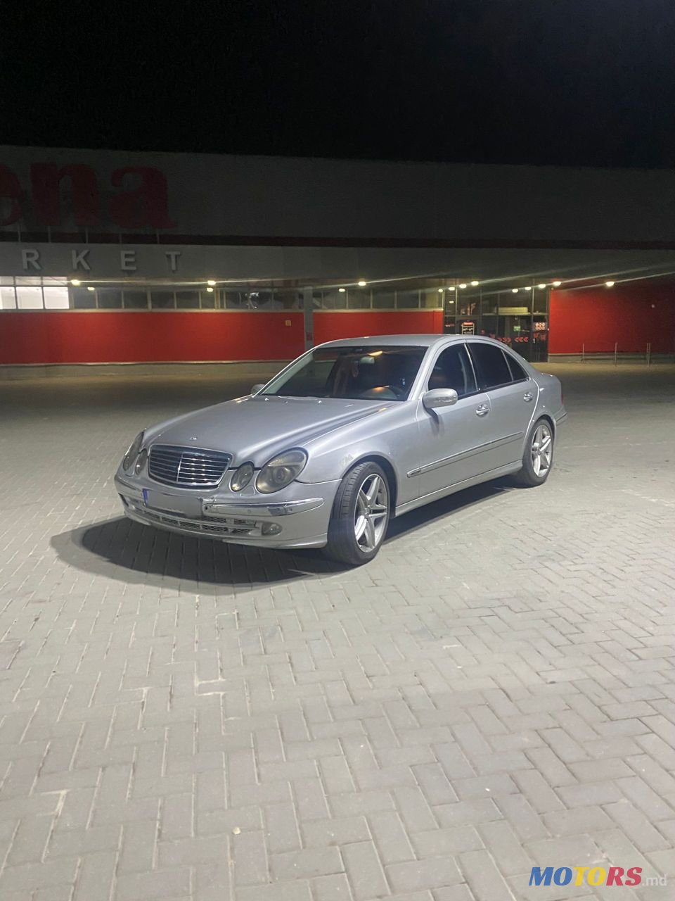 2004' Mercedes-Benz E-Class photo #6