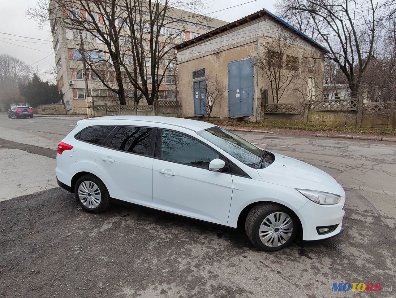 2018' Ford Focus Wagon photo #3