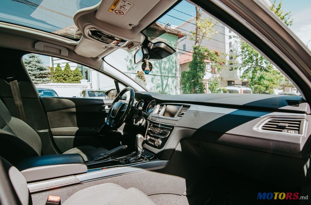2015' Peugeot 508 photo #3