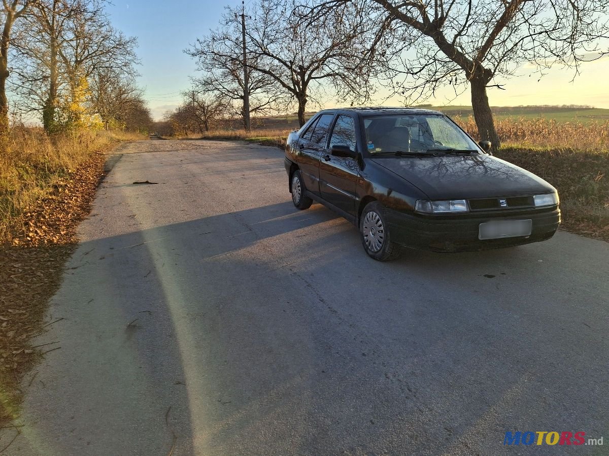 1994' SEAT Toledo photo #1