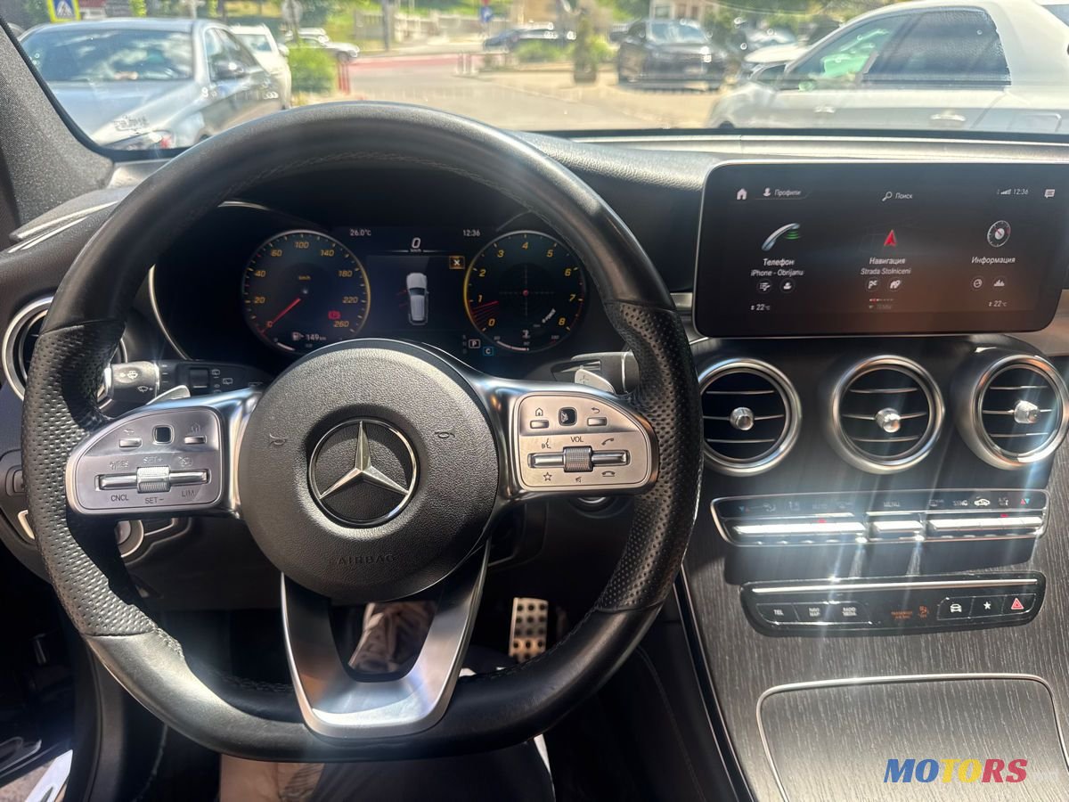 2020' Mercedes-Benz GLC photo #6
