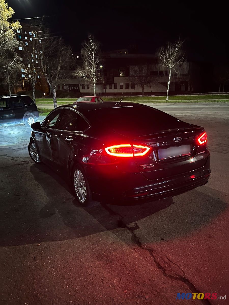 2013' Ford Fusion photo #5