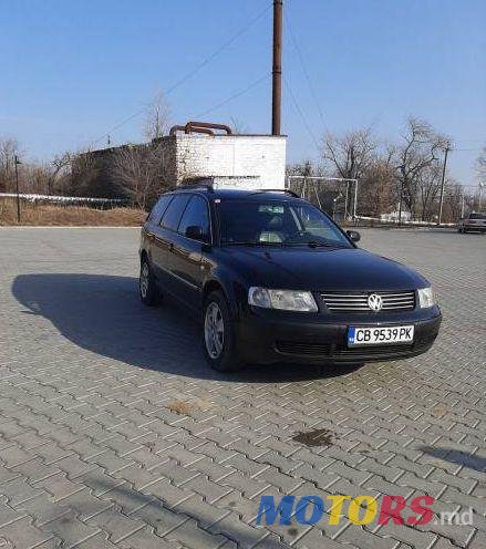 2000' Volkswagen Passat photo #1