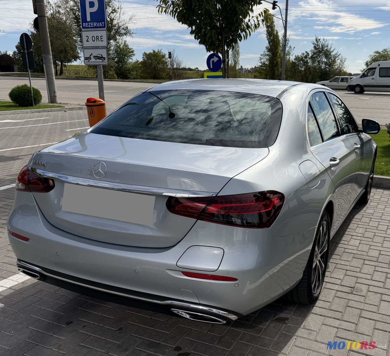 2022' Mercedes-Benz E-Class photo #6