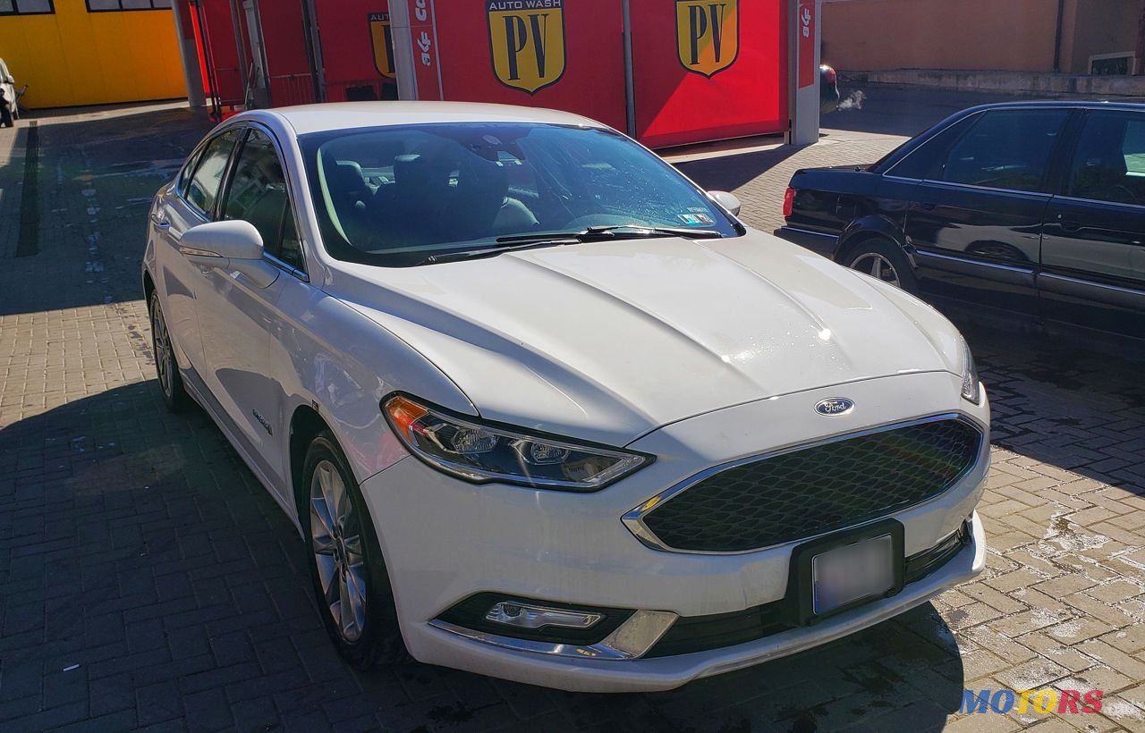 2017' Ford Fusion photo #2