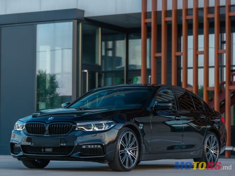 2017' BMW 5 Series photo #1