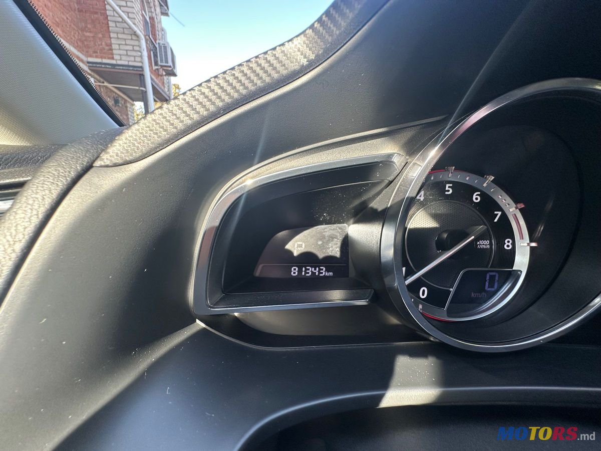 2015' Mazda 3 photo #5