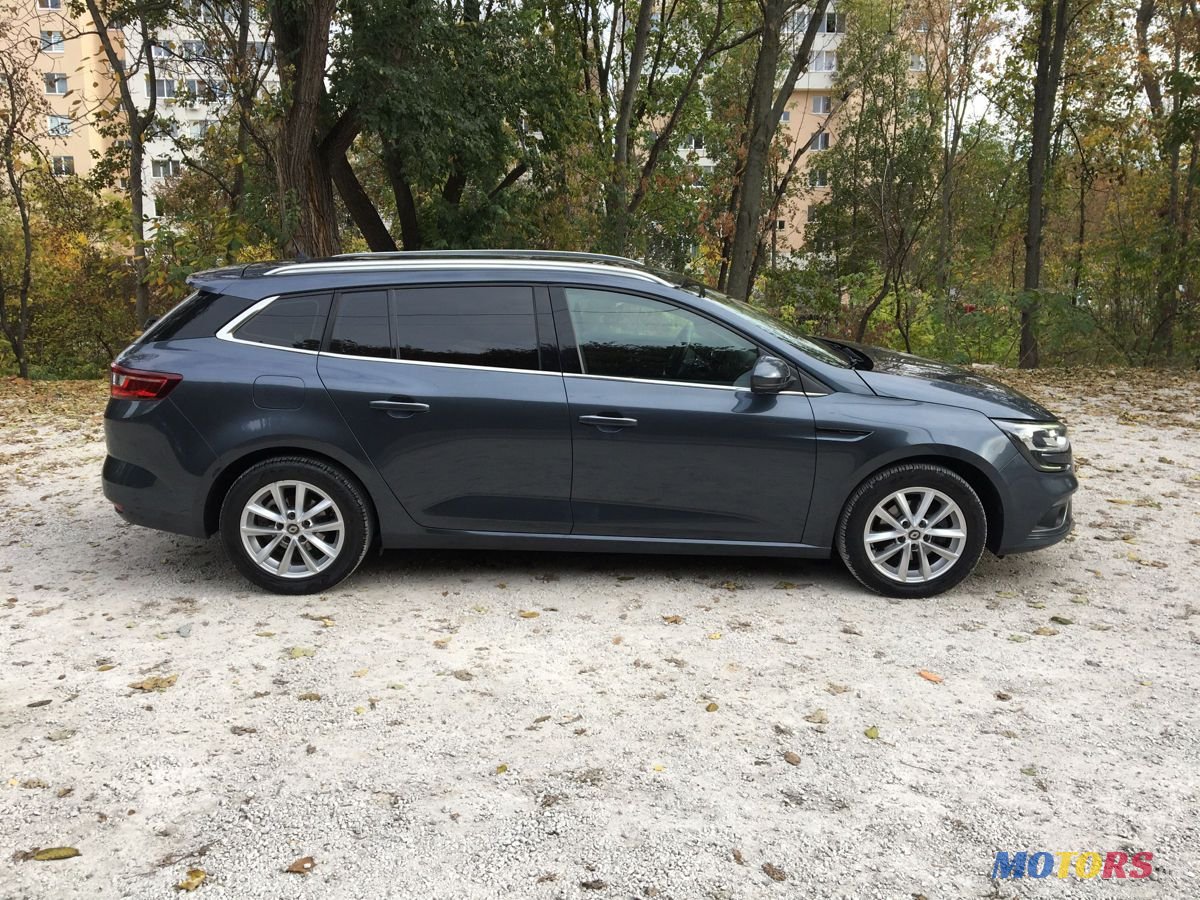 2020' Renault Megane photo #1
