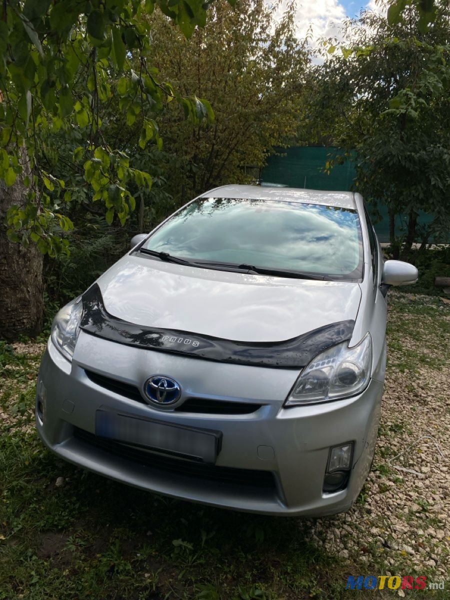 2011' Toyota Prius photo #1