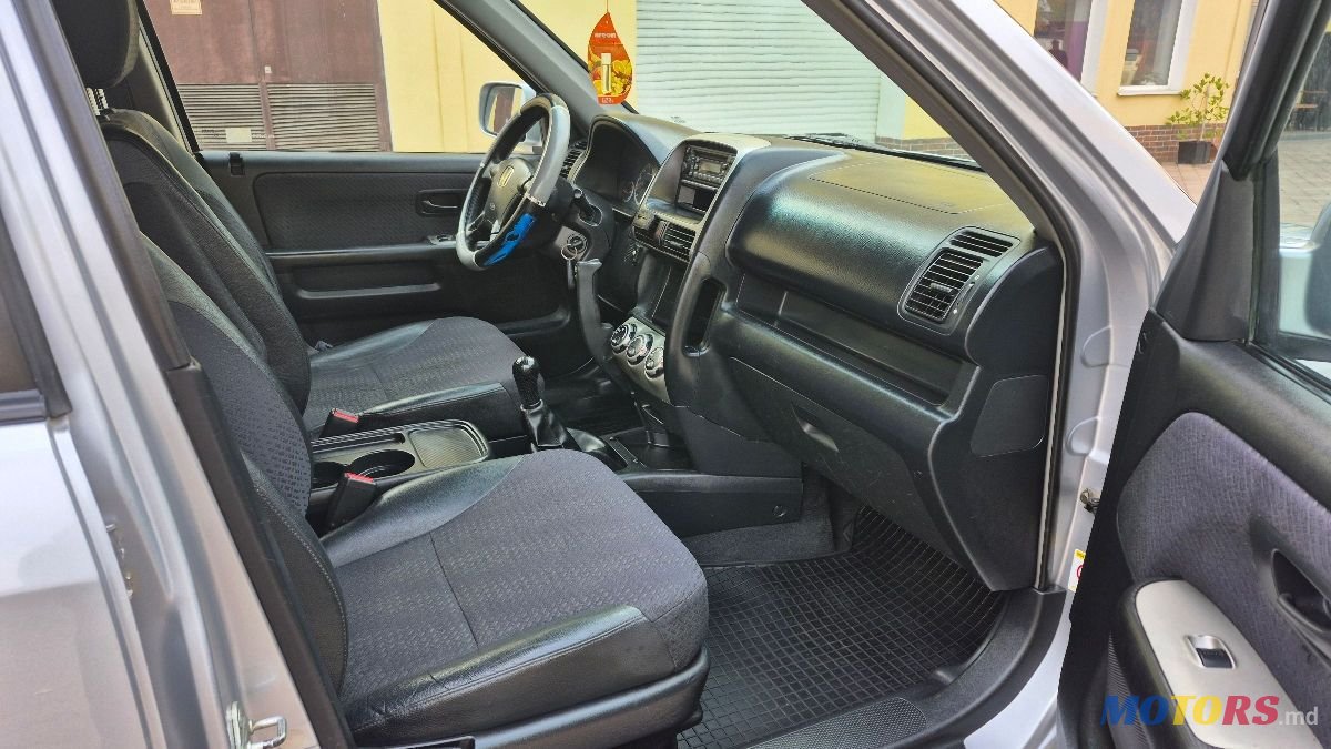 2002' Honda CR-V photo #5