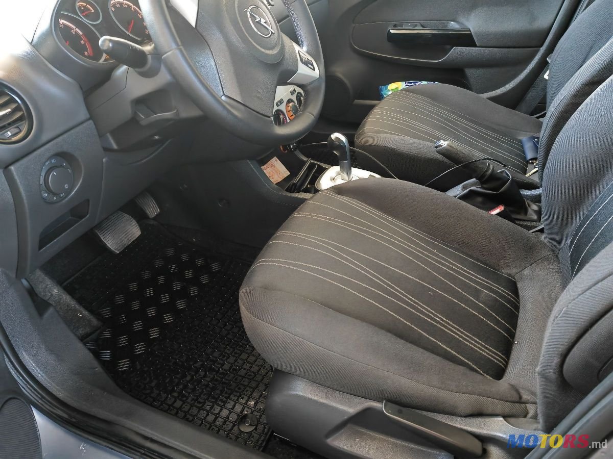 2006' Opel Corsa photo #6