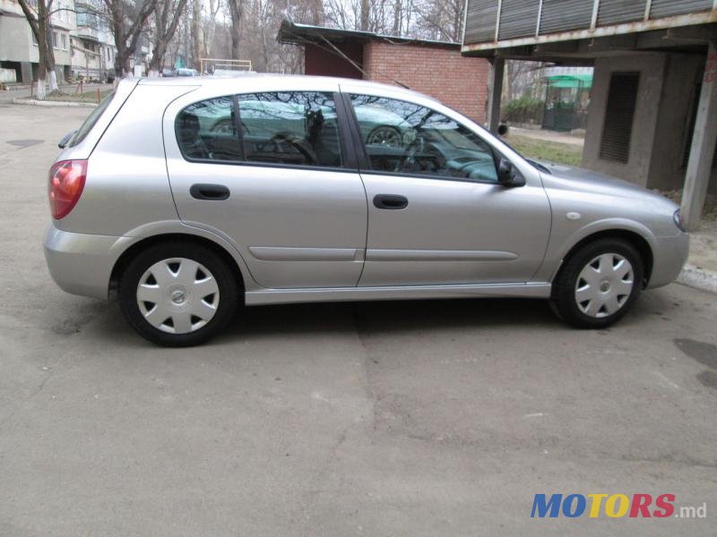 2006' Nissan Almera photo #6