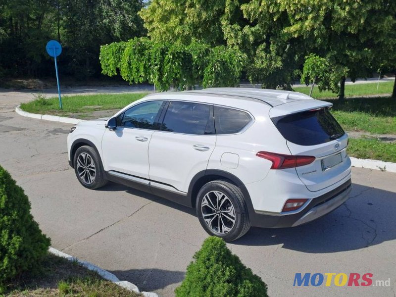 2018' Hyundai Santa Fe photo #6