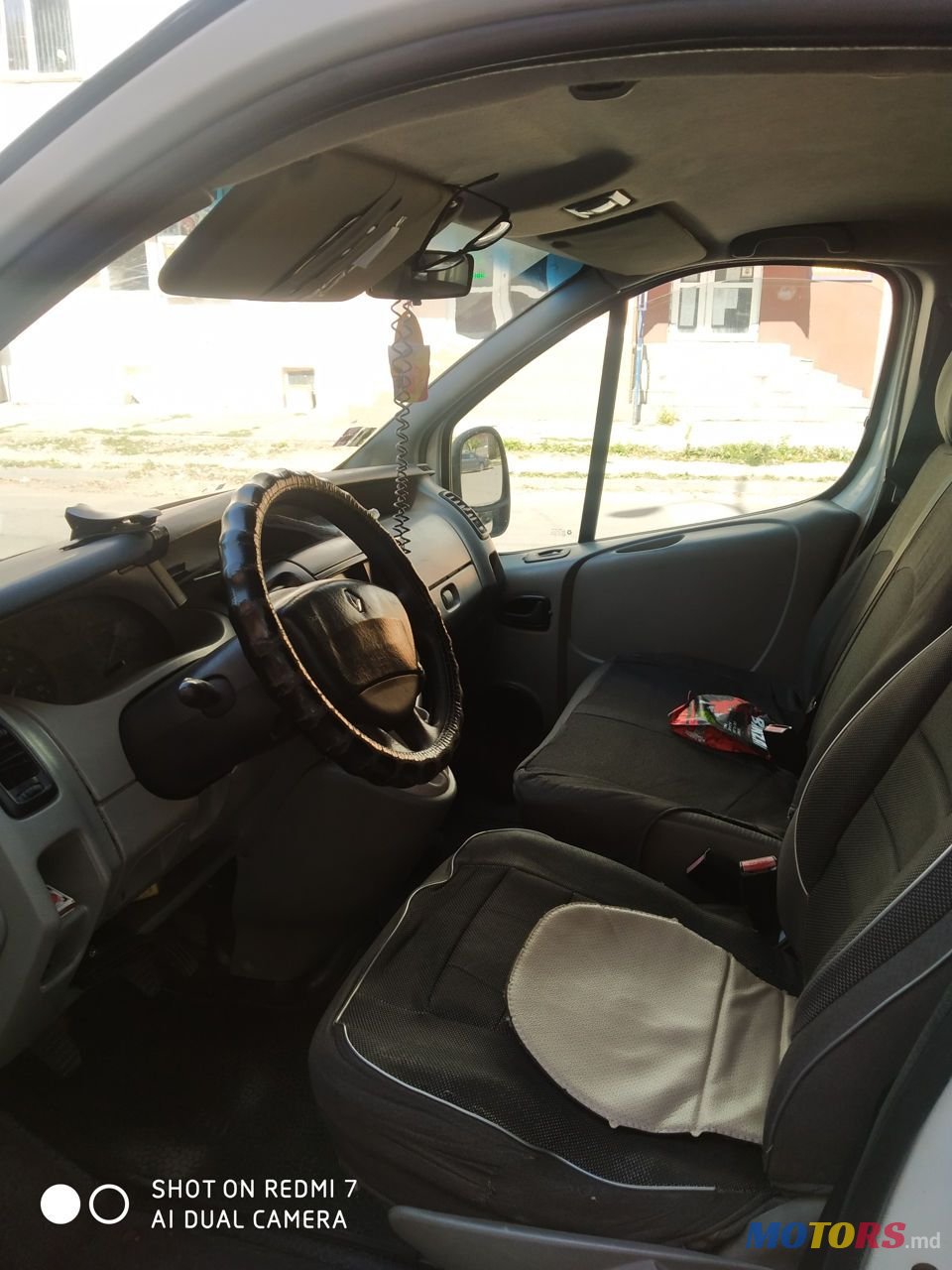 2008' Renault Trafic photo #6