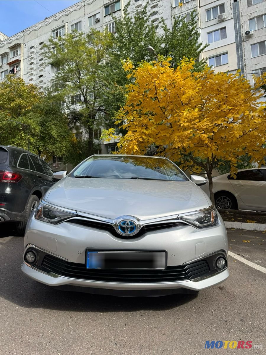 2015' Toyota Auris photo #6