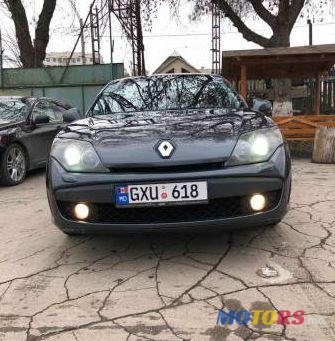 2009' Renault Laguna photo #3