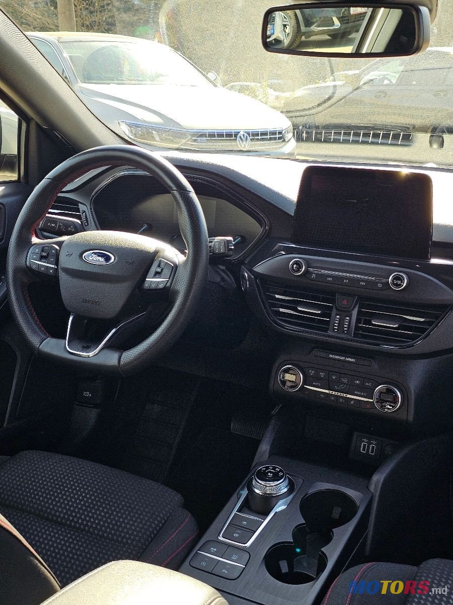 2021' Ford Focus photo #5