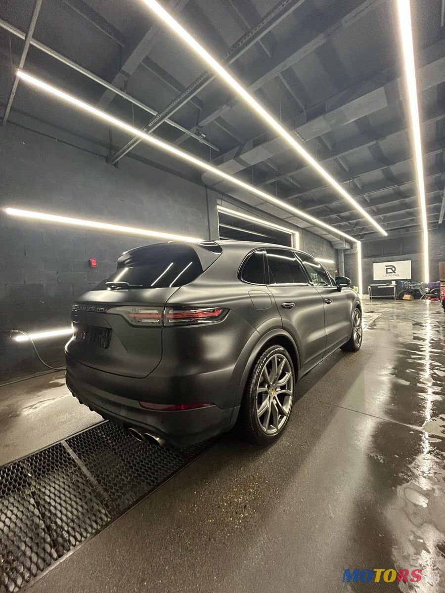 2018' Porsche Cayenne photo #4