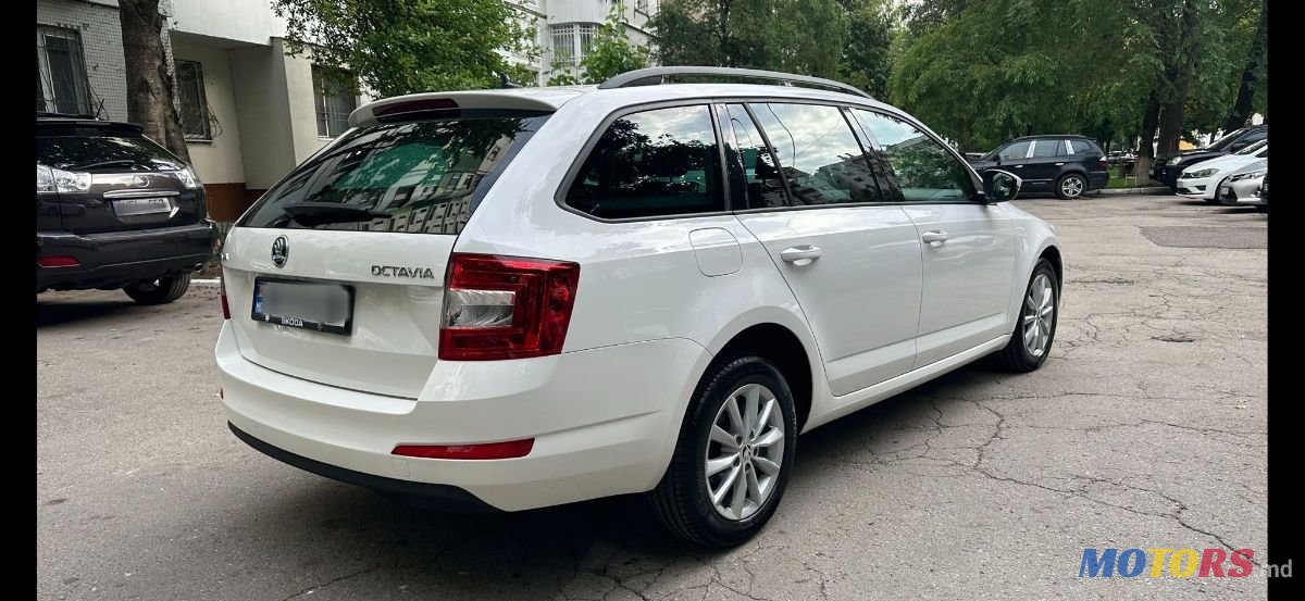 2015' Skoda Octavia photo #5