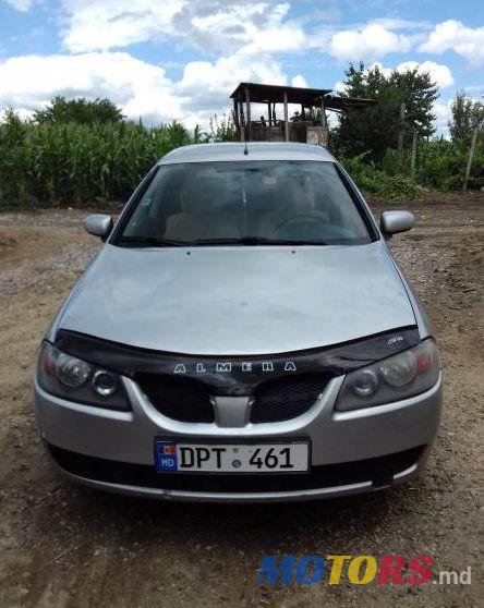 2005' Nissan Almera photo #1