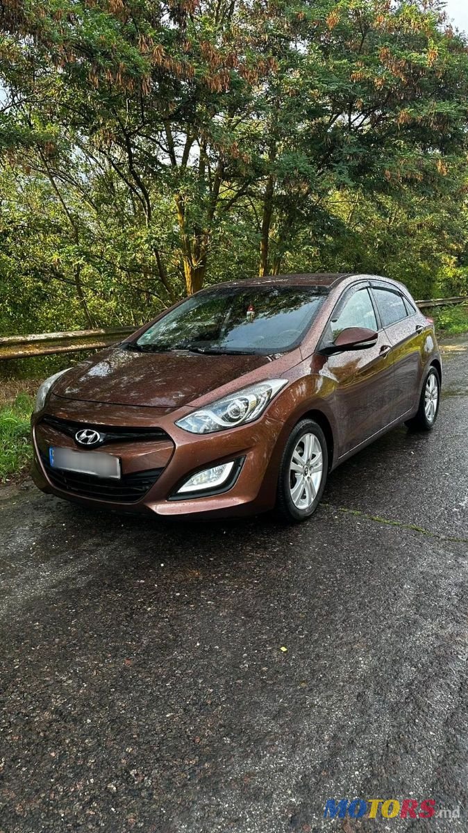 2012' Hyundai i30 photo #1