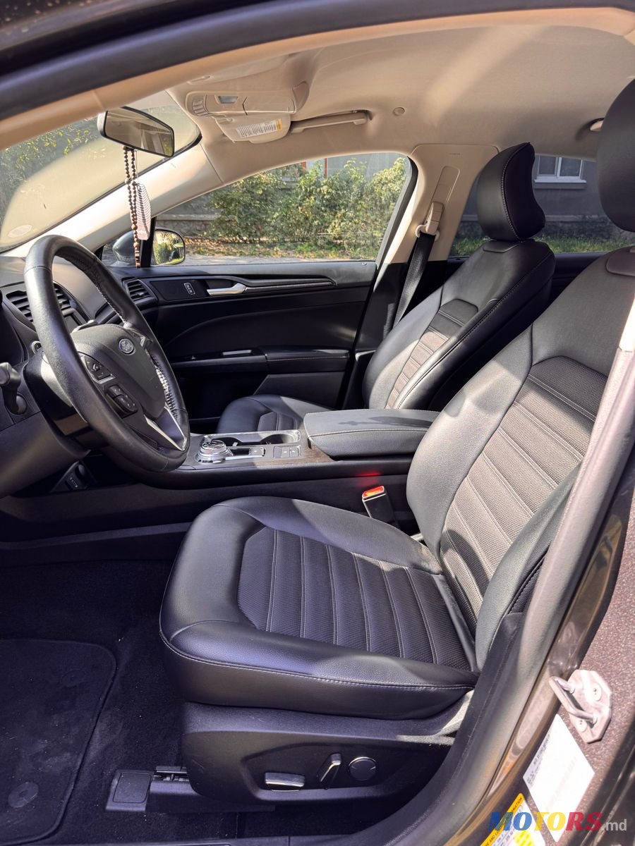 2018' Ford Fusion photo #5