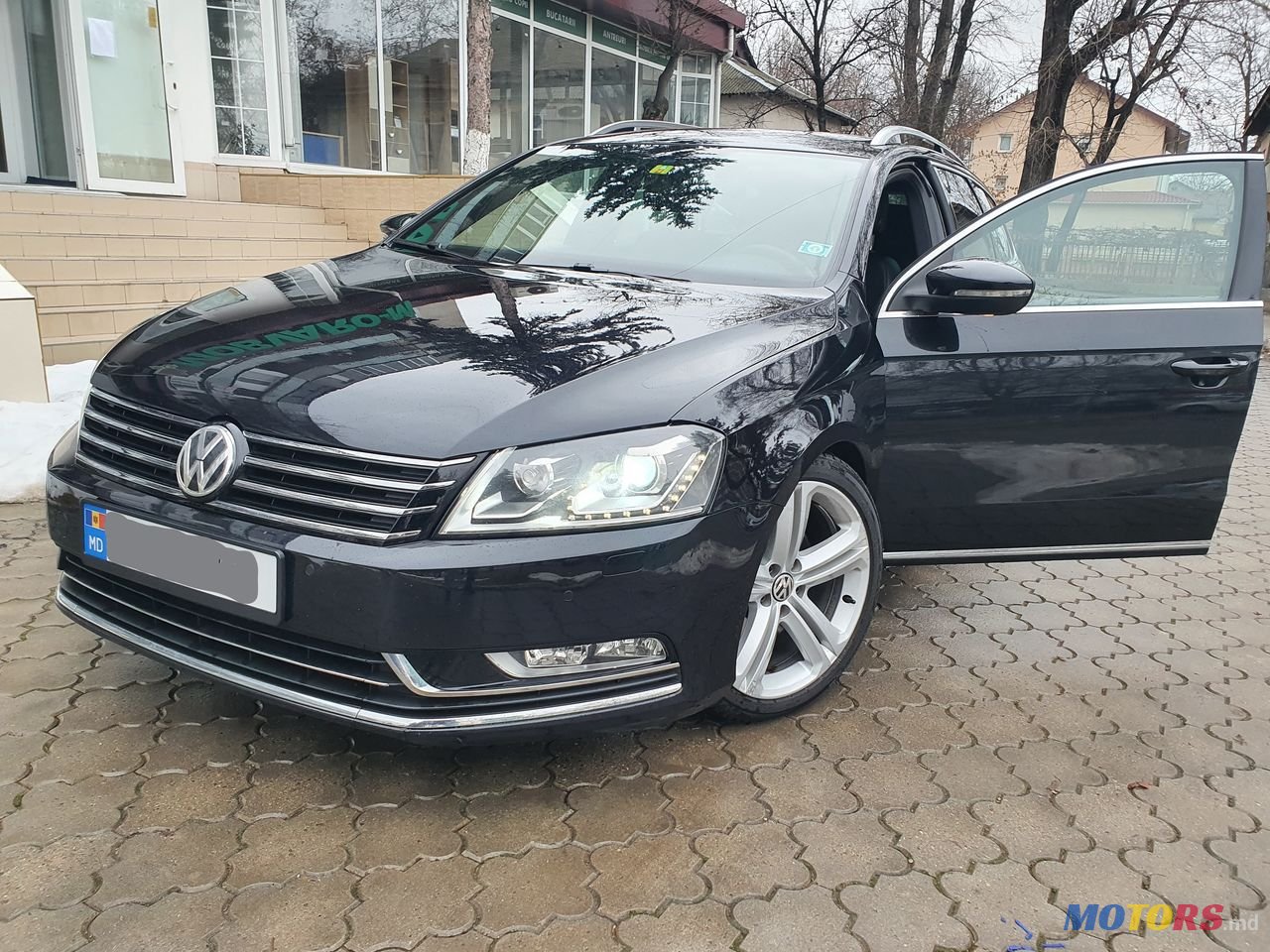 2013' Volkswagen Passat photo #1