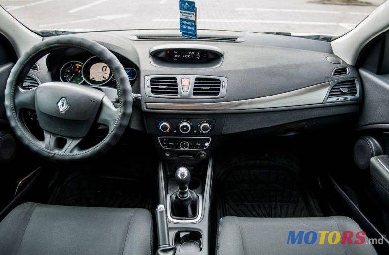 2009' Renault Megane photo #2