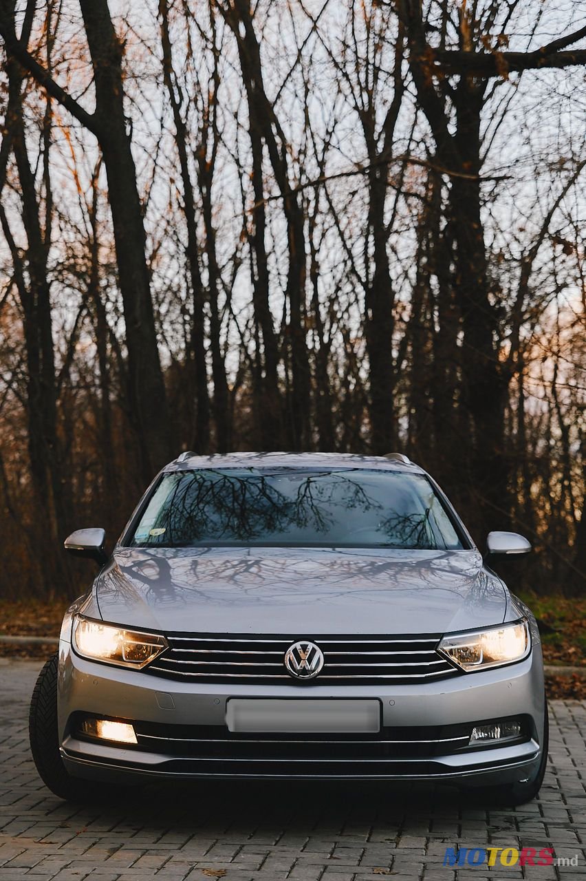 2019' Volkswagen Passat photo #6