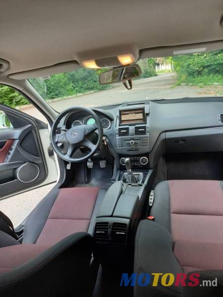 2010' Mercedes-Benz C photo #6