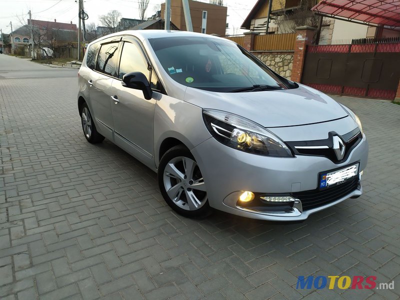 2016' Renault Grand Scenic photo #2