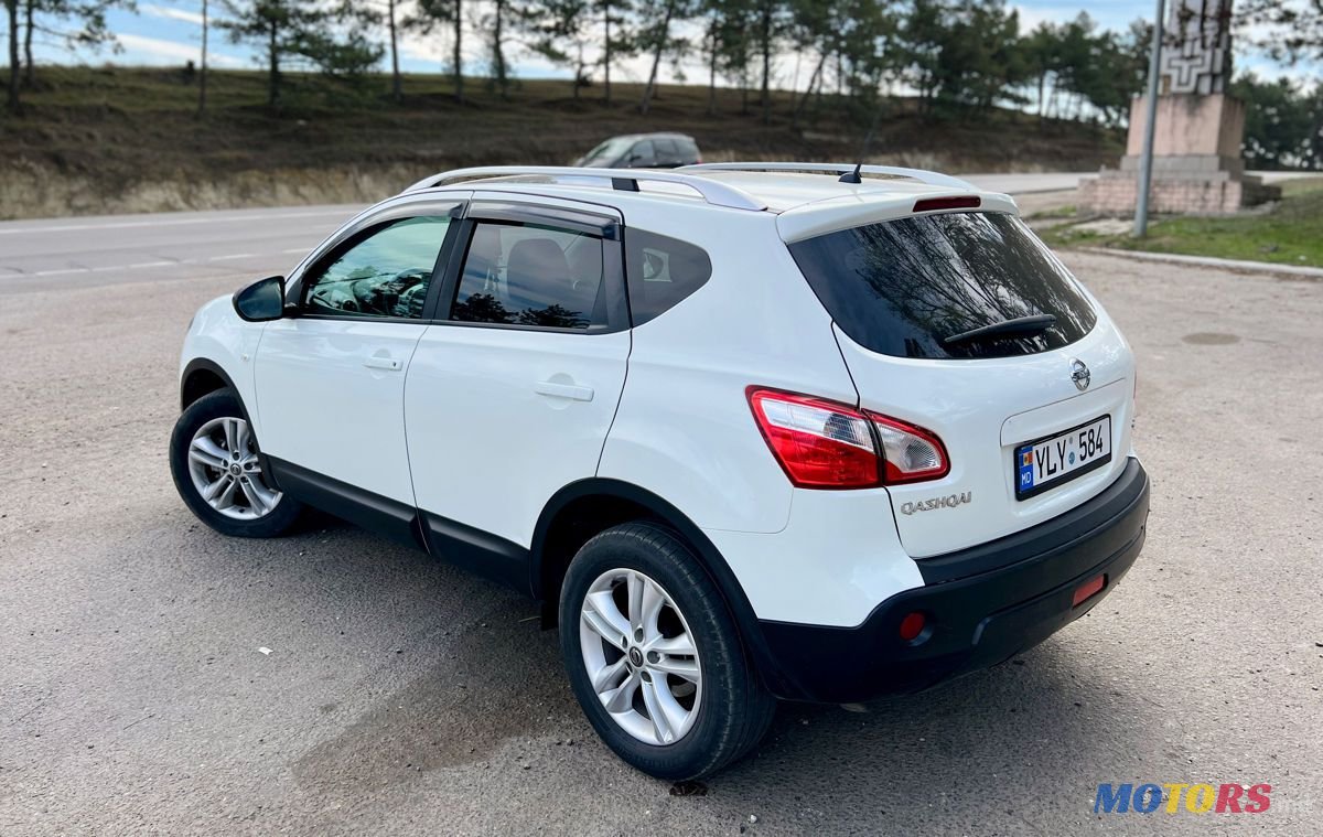 2012' Nissan Qashqai photo #3