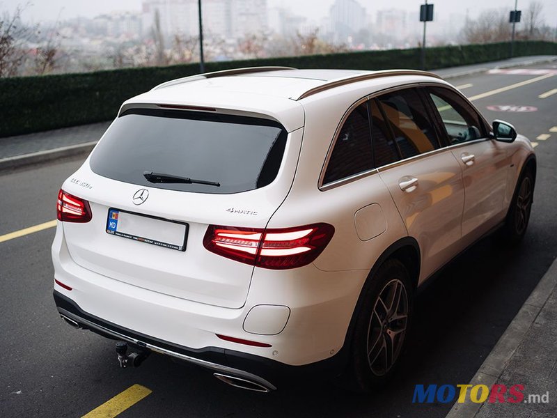 2018' Mercedes-Benz Glc photo #4