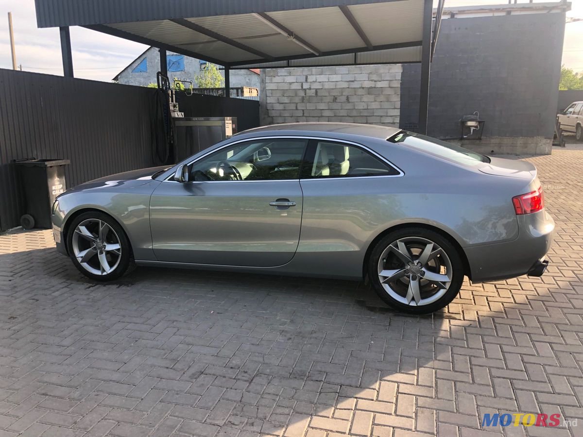 2010' Audi A5 photo #5