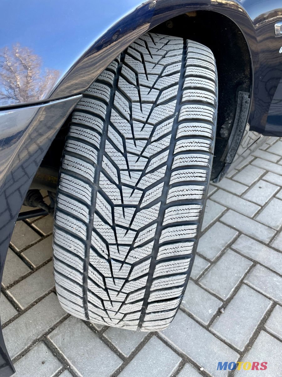 2014' BMW 5 Series photo #6