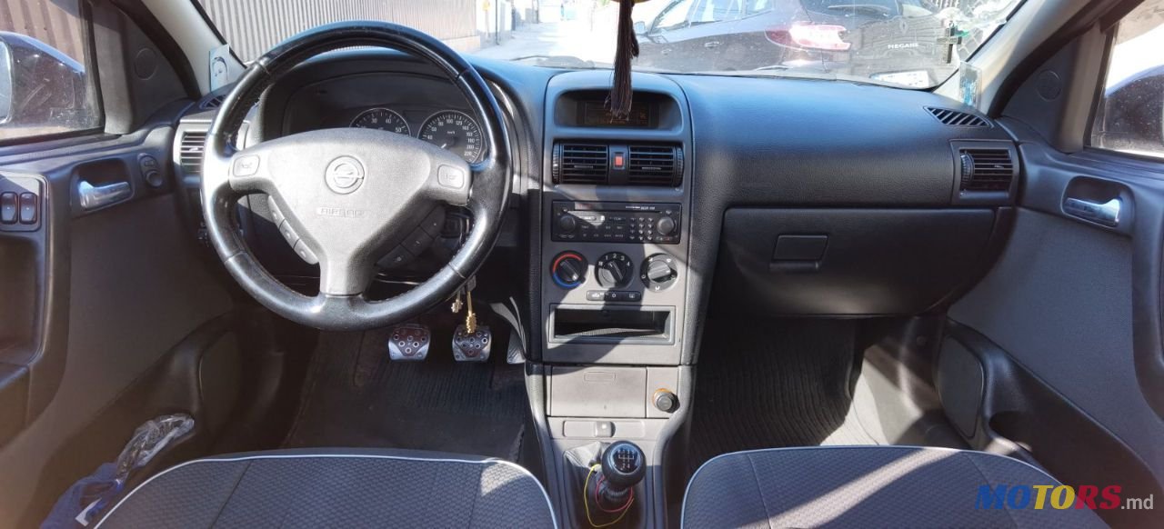 2005' Opel Astra photo #6