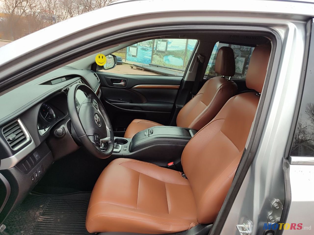 2017' Toyota Highlander photo #6